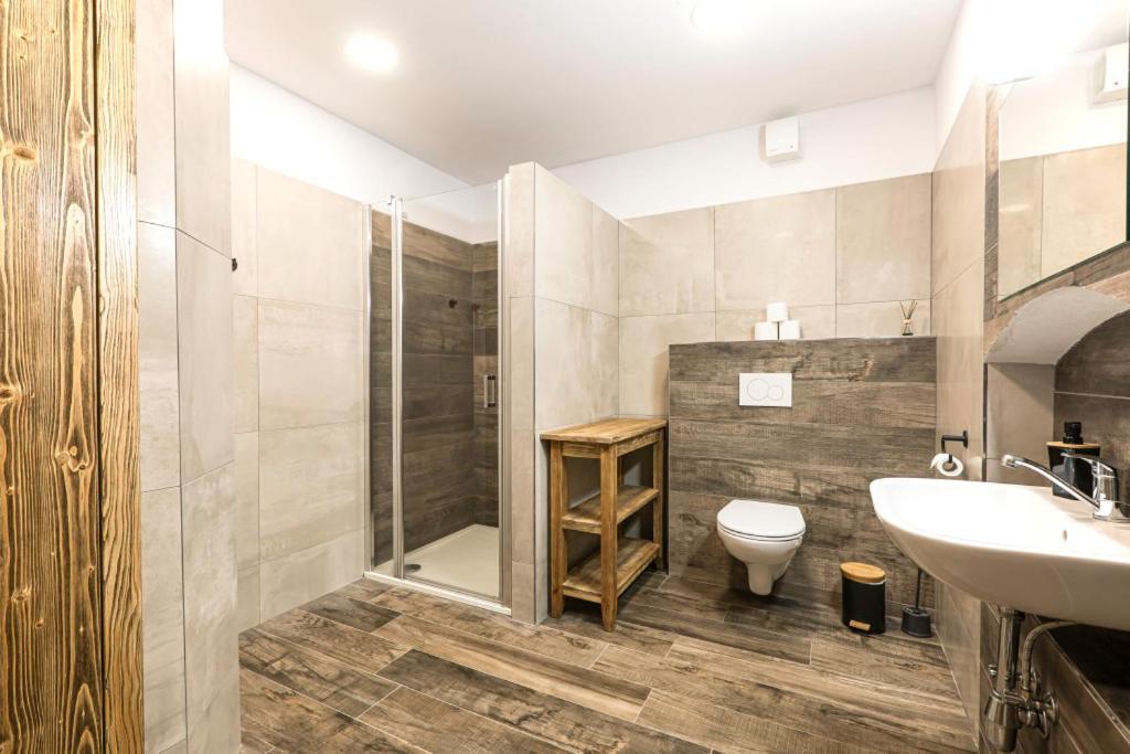 V Klenbach Apartment Trebon
